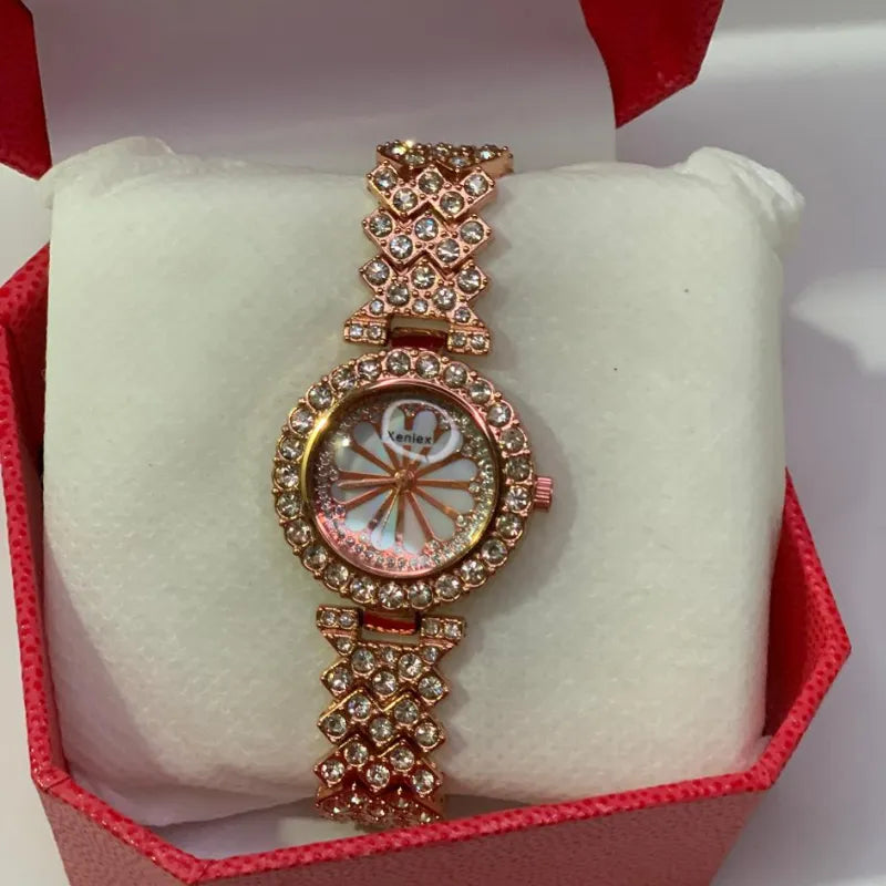 Ladies’ Crystal Flower Dial Luxury Analog Watch