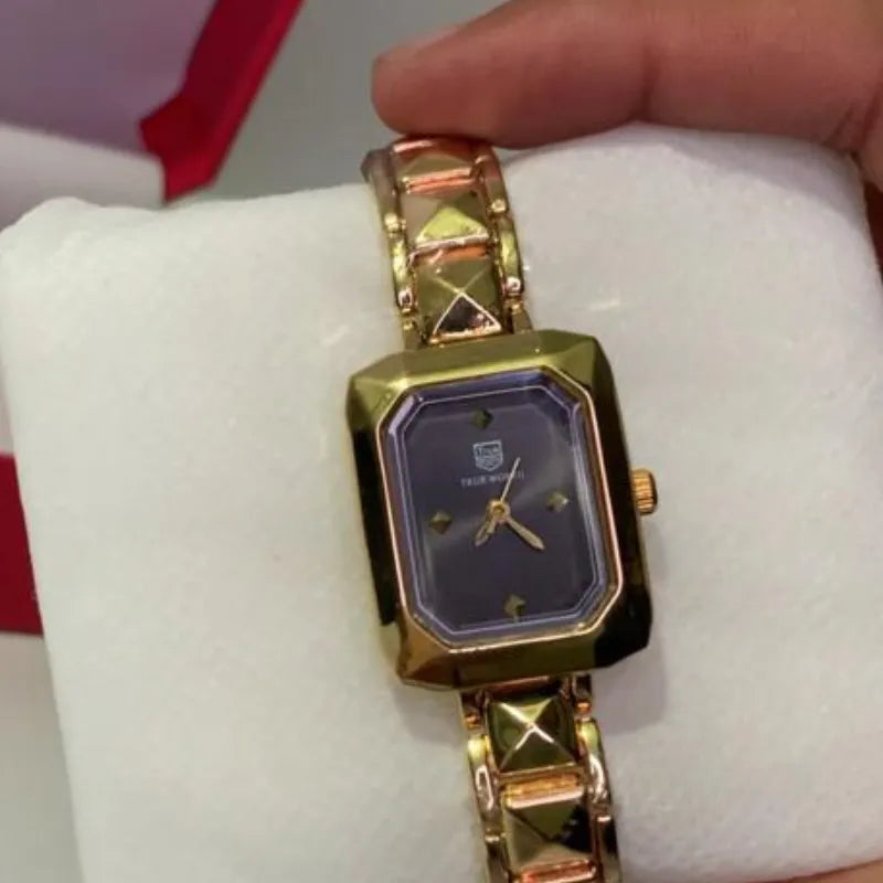 Luxury Women’s Rectangle Quartz Watch